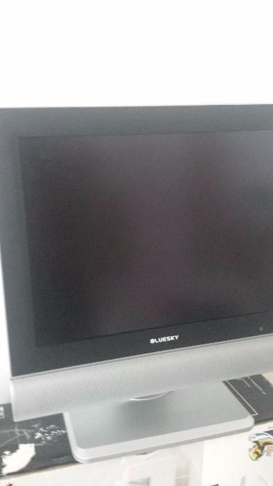 tv lcd bluesky