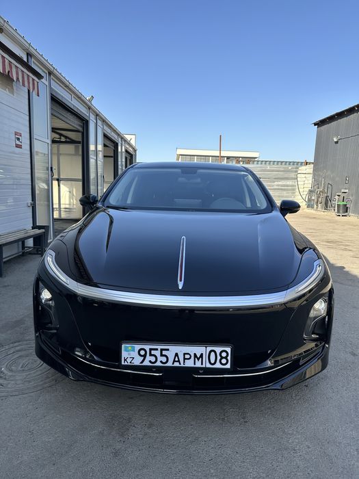Аренда авто с последующим выкупом Hongqi eqm 5