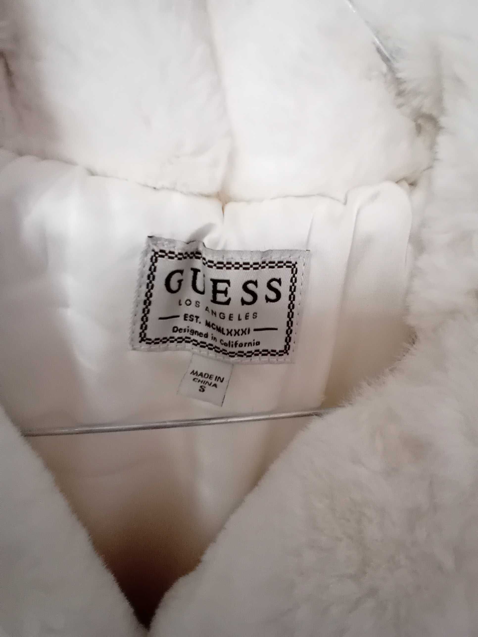 Палтенце GUESS S размер