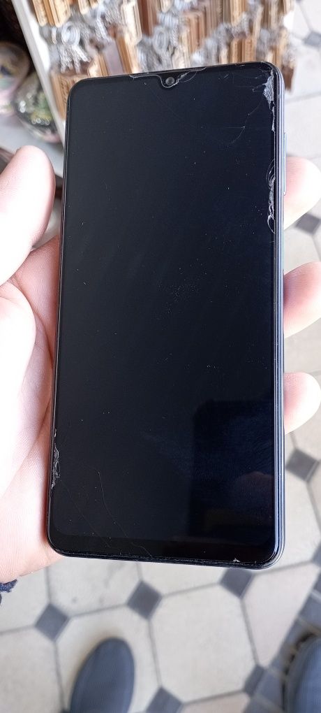 Samsung M32 kafolati bilan yengi karobka dokument bor bekorchila bezov