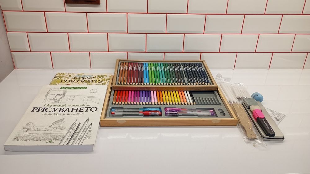 Художнически комплект за начинаещи в рисуването!