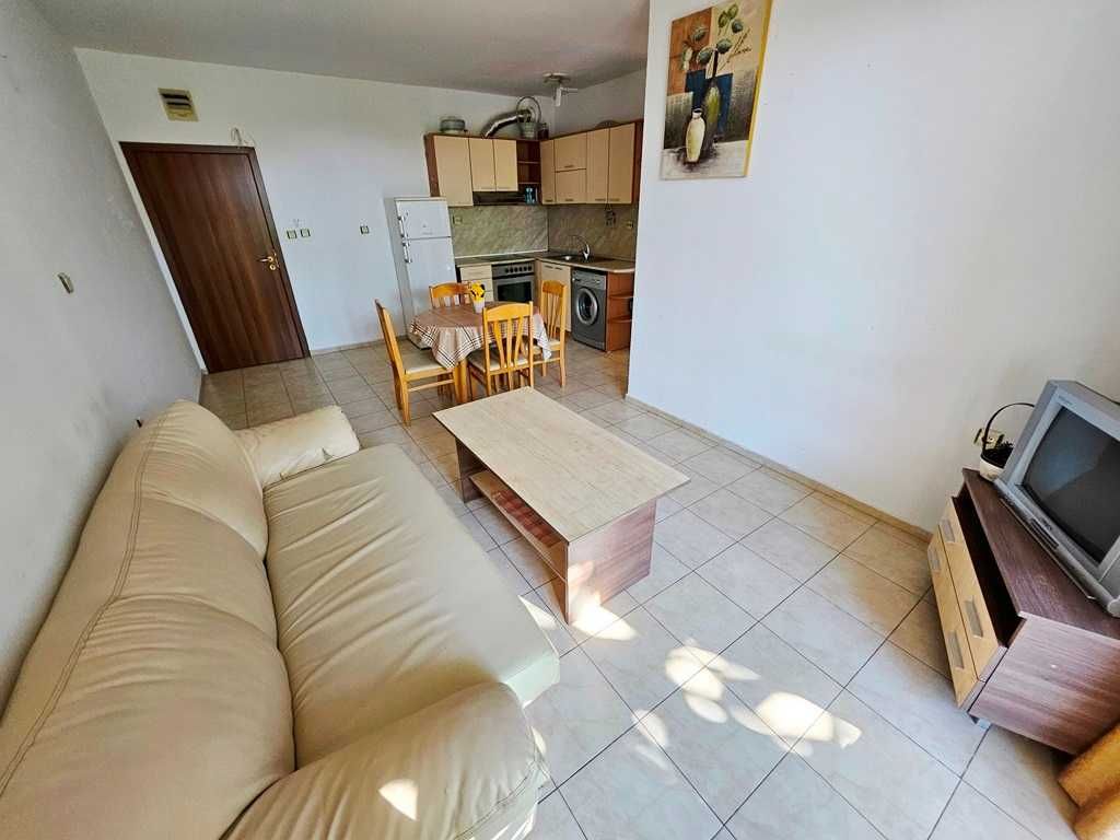 Продава се Тристаен апартамент в к.к. Слънчев бряг - 82 кв.м за 726 €/кв.м - Снимка #1