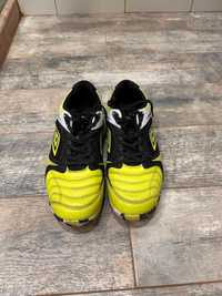 Футболни обувки Umbro