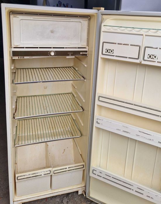 Продается холодильник