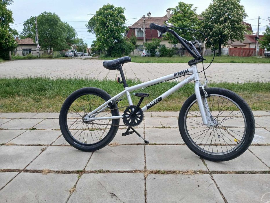 Продавам BMX 20'