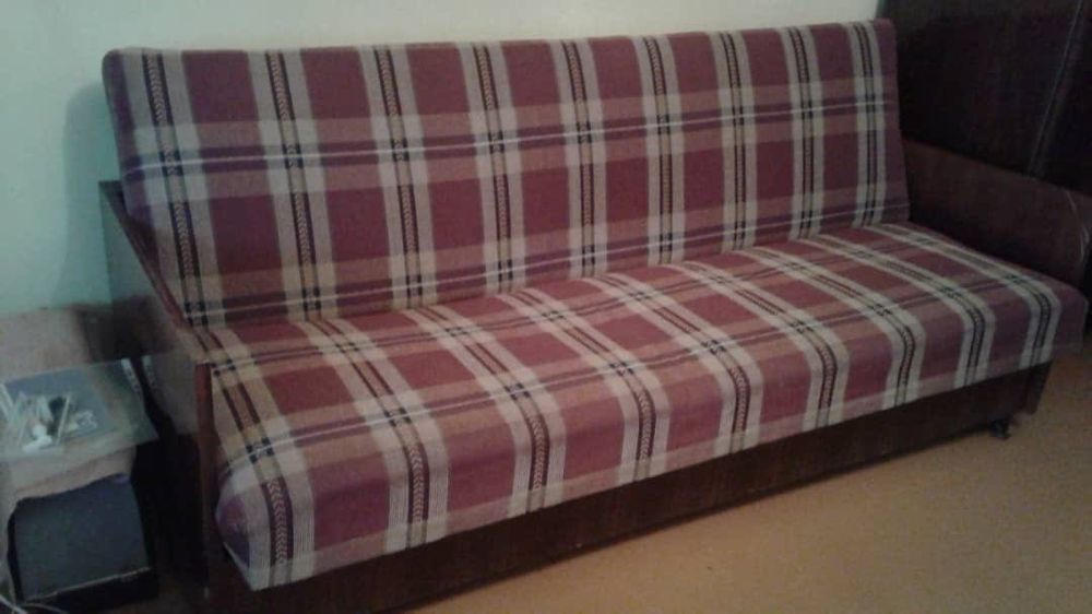 Диван румынский Б/У