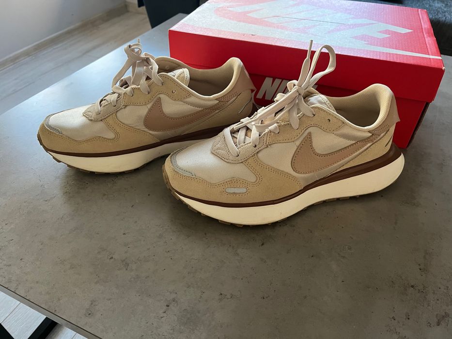 Nike Phoenix Waffle