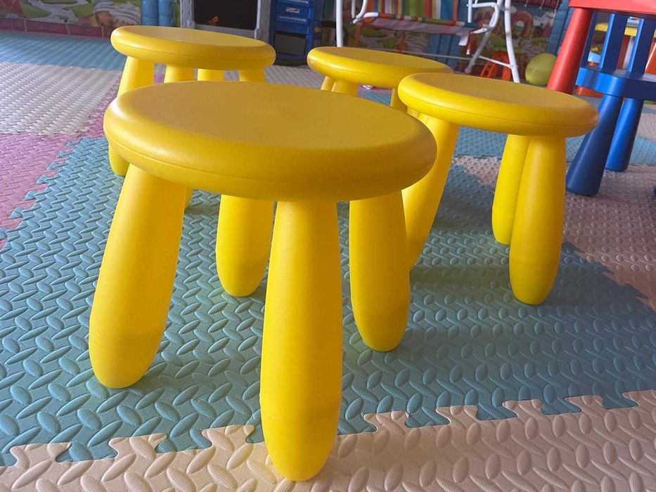 Set masa + scaune pt copii