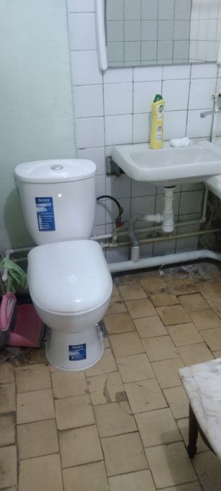 Юнусабад 18 - 1/3/4 кубик кирпичный дом