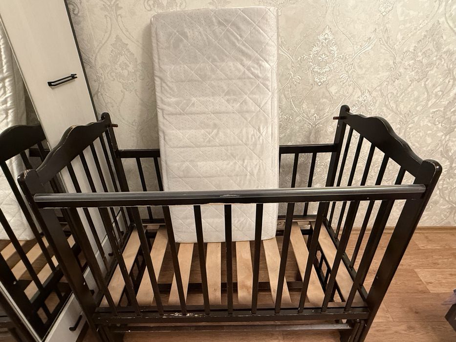 Продам матрас в кроватку