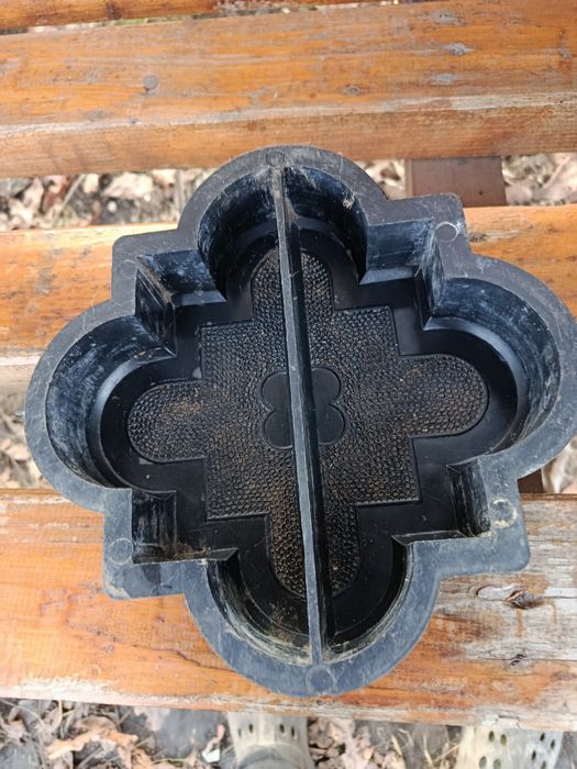 Vând matriță pavaj flora