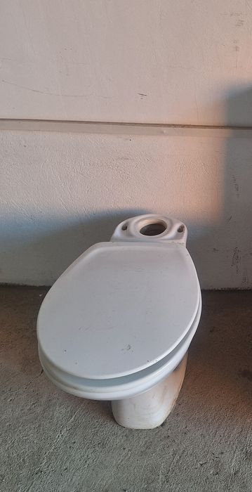 Унитаз для рабочих