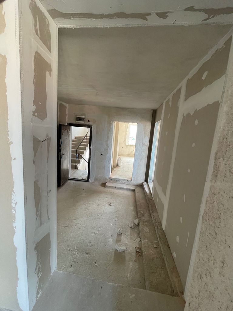 Продава се Тристаен апартамент в Петрич - 91 кв.м за 605 €/кв.м - Снимка #4