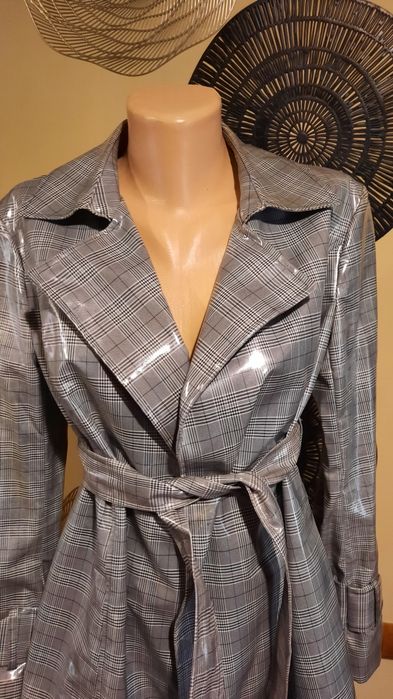 Trench dama latex