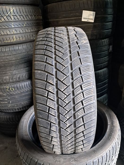 1xAnvelopa second iarna 245 45 R20 Vredestein 2021