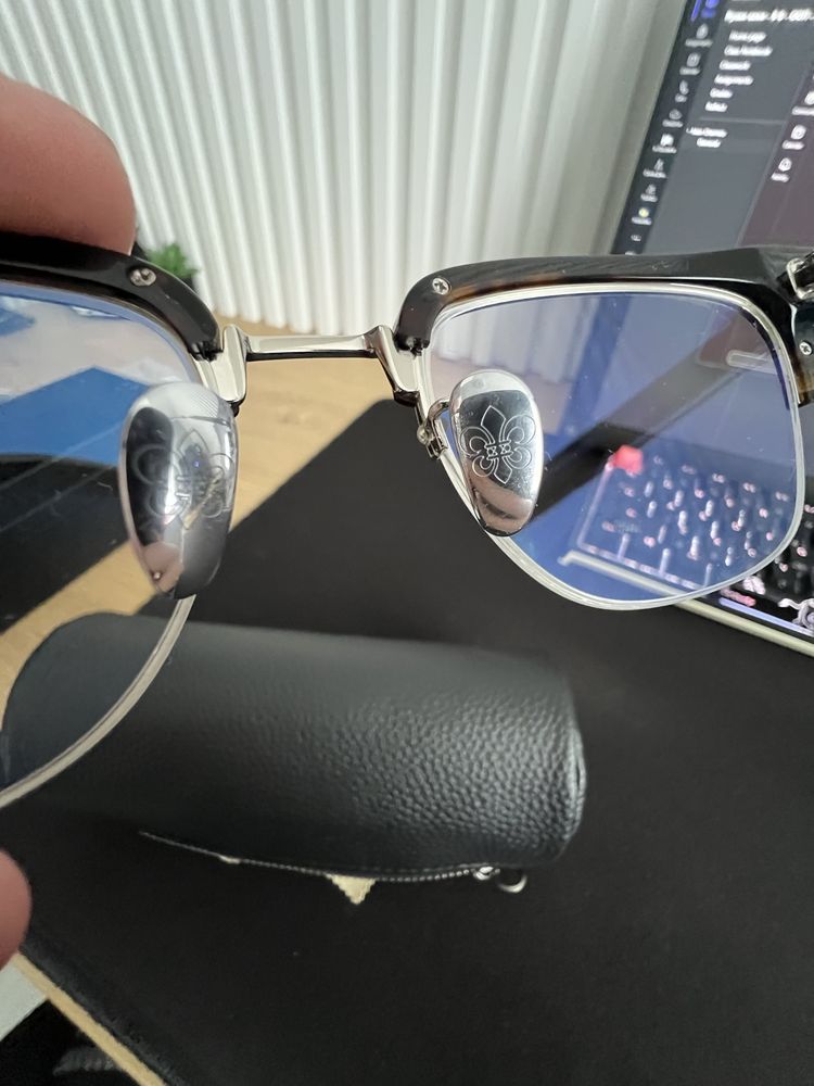 Chrome Hearts очила (намалени -50%)