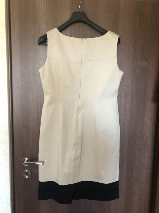 Елегантни рокли Badoo