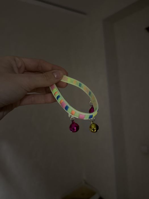 Ошецник для кошки с колокольчиками