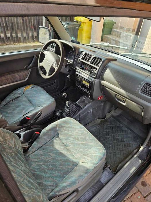 Suzuki Jimny 1.3 benzina, an 2000