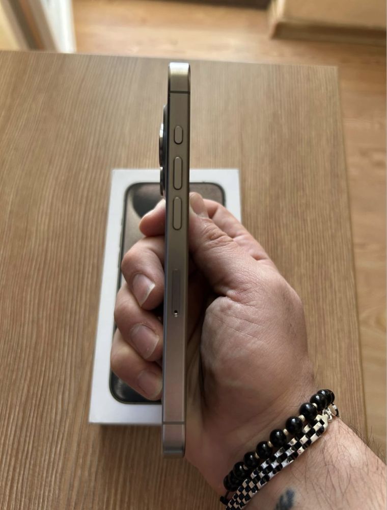 Iphone 15 pro 128 GB