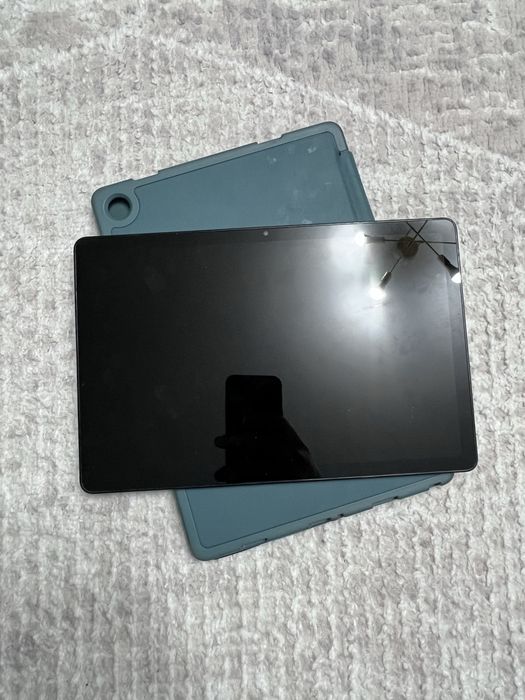 Самсунг Tab9 планшет в хорошем состояний