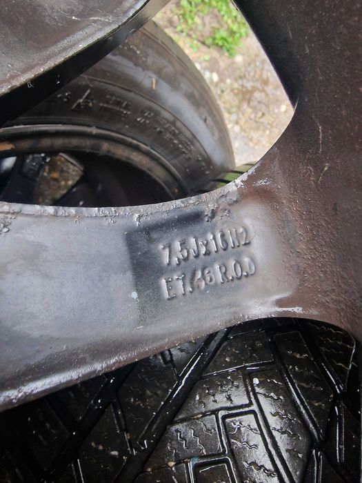 Vând Jante cu Anvelope 225/55/16 iarnă