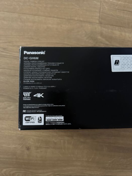 Panasonic Lumix DC-GH6M Kit cu Obiectiv 12-60mm F/3.5-5.6 Sigilat