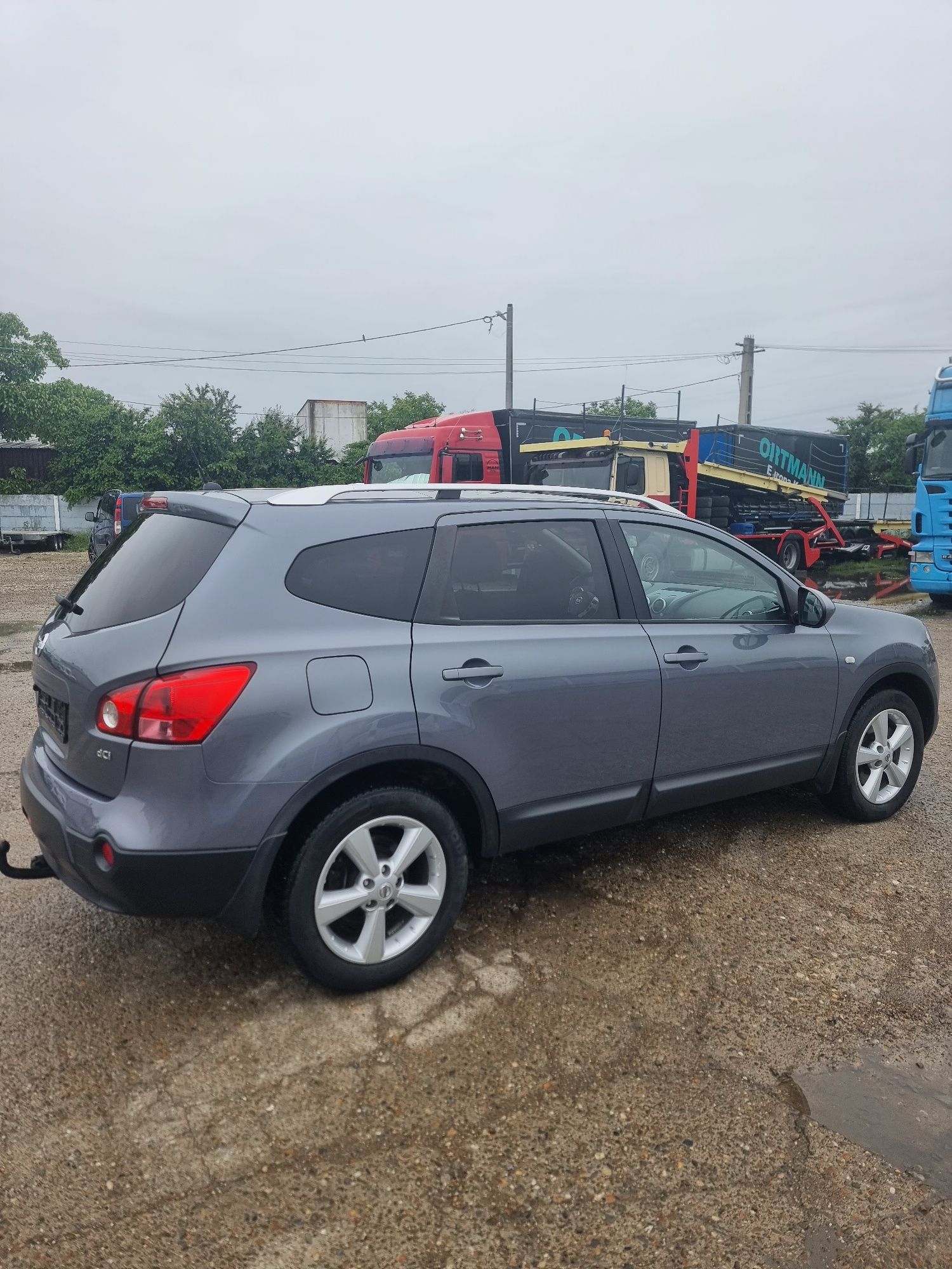 Nissan  qashqai +2 TEKNA 12.2009
MOTOR 2.0 DCI 150 cp
Cutie manuală 6+