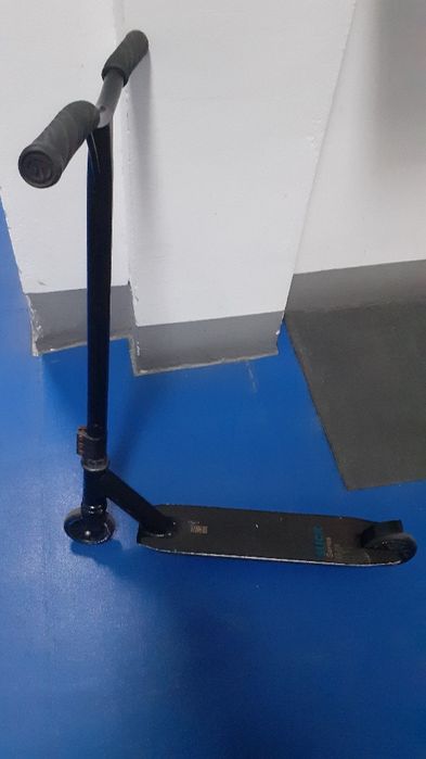 De vânzare trotineta