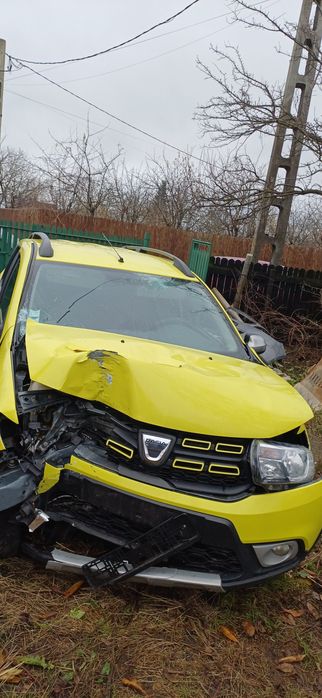 Dacia Logan avariate