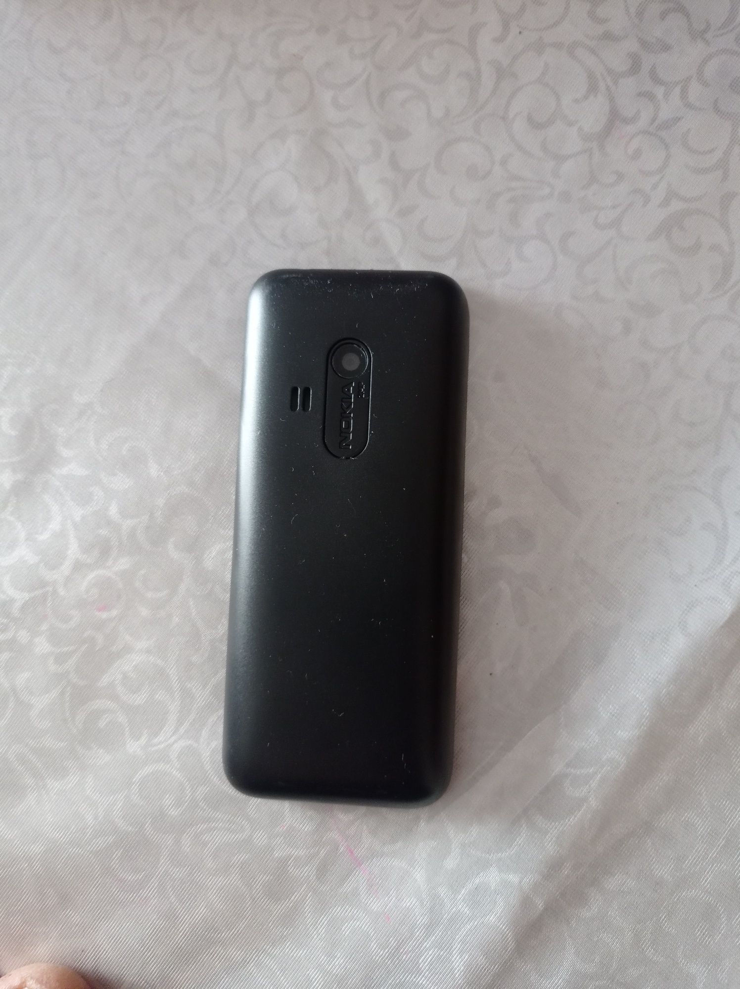 Продам Nokia 220