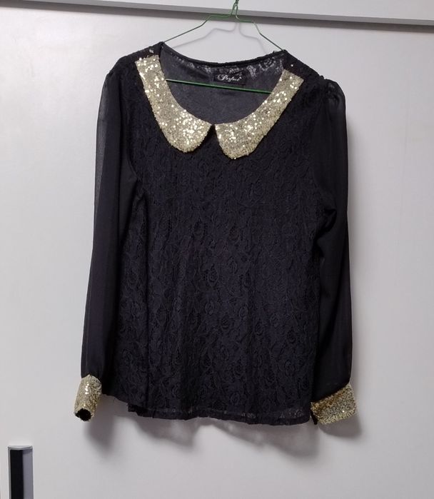 Bluza sobră și elegantă cu manșete și guler cu paiete