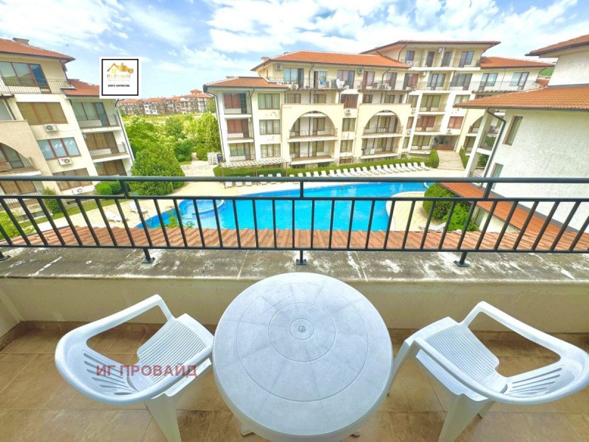Продава се Едностаен апартамент в с. Кошарица, Област Бургас - 51 кв.м за 959 €/кв.м - Снимка #11