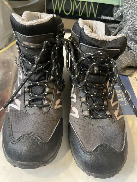 Водоустойчиви зимни обувки