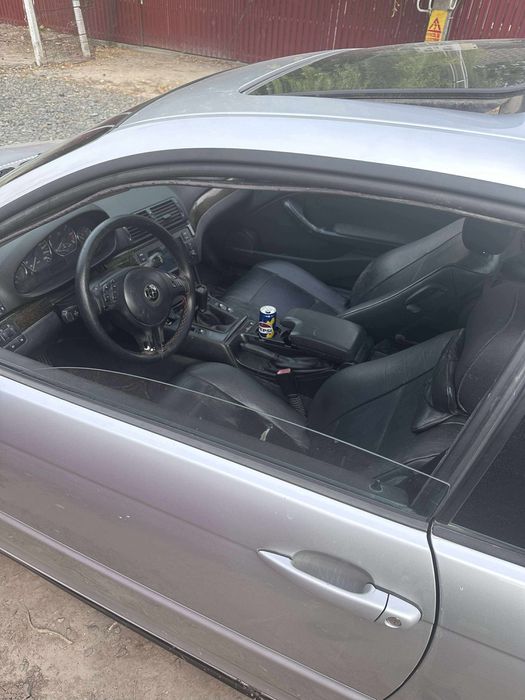 Vand sau schimb Bmw e46 318ci
