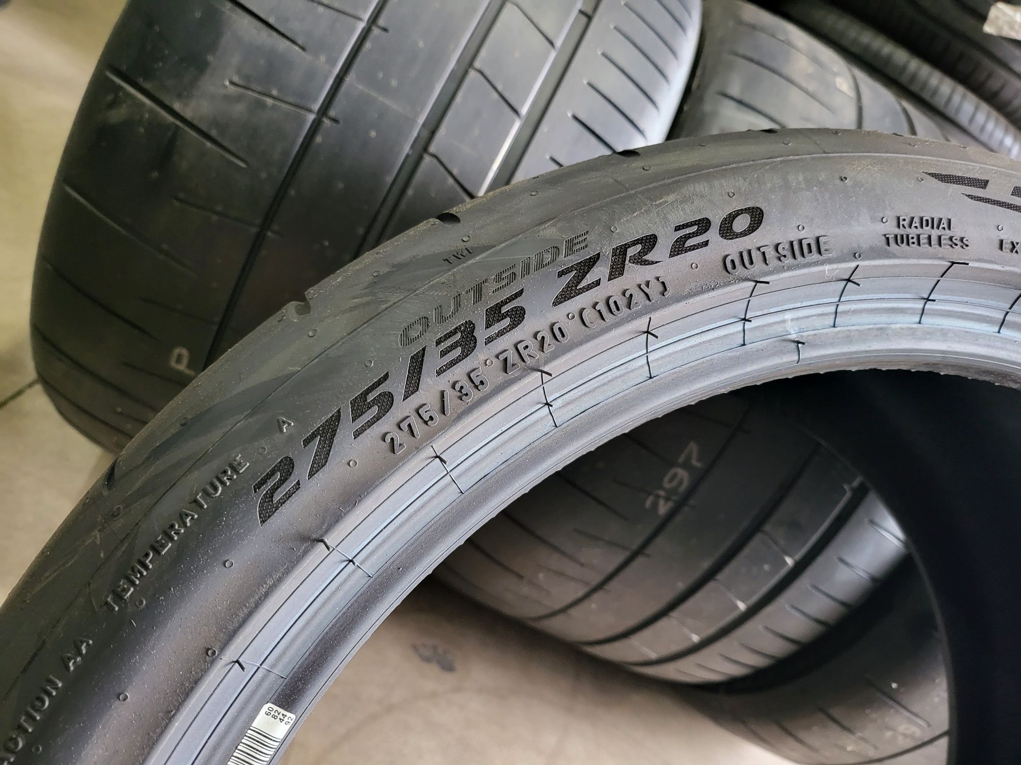 335/30/21//275/35/20 PIRELLI TROFEO RS