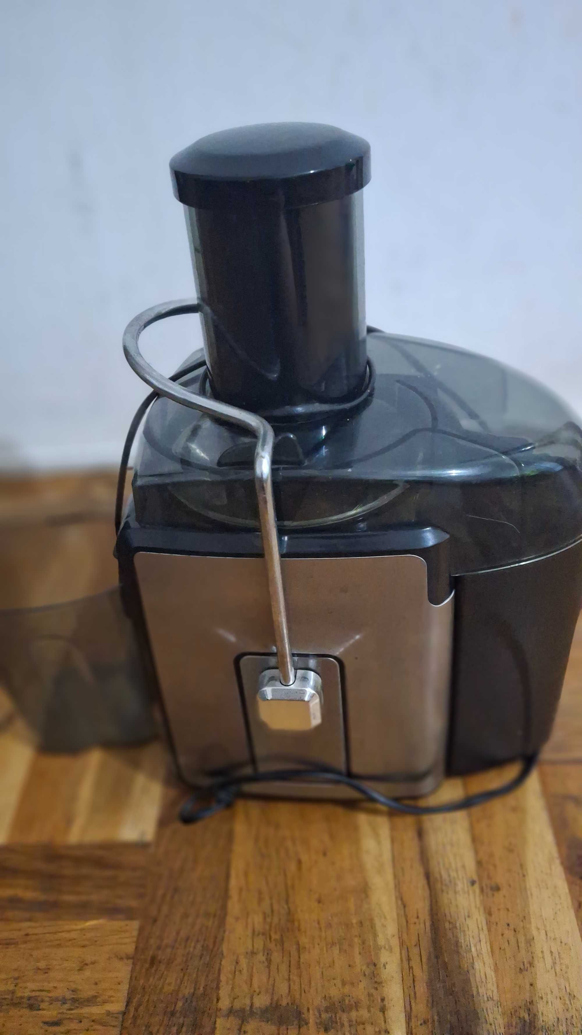 Сокоизтисквачка Finlux FJX 1082