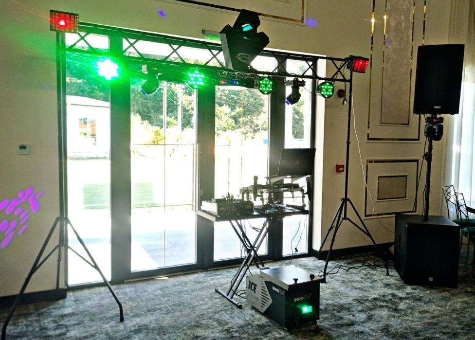 Sistem sonorizare/ Masina Fum / Lumini /  Schela luminii