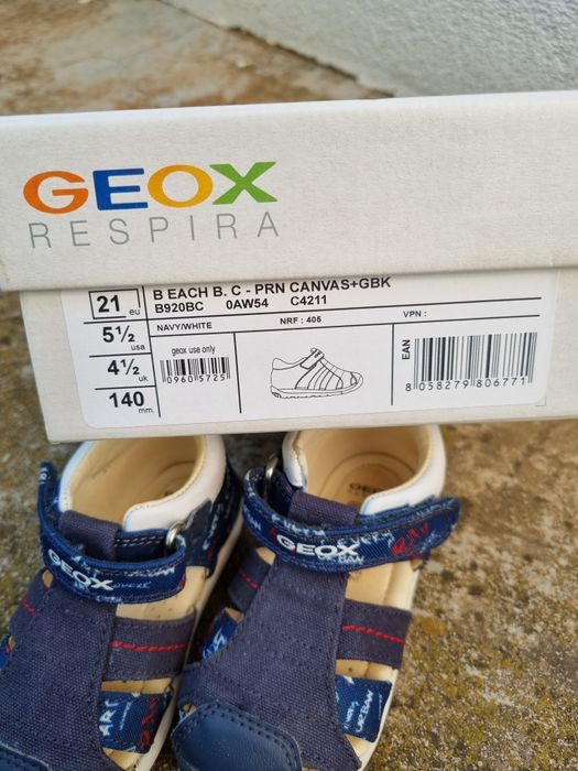 детски сандали GEOX