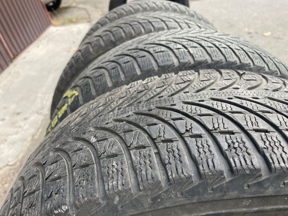 Cauciucuri de iarnă 235/60/18 Michelin