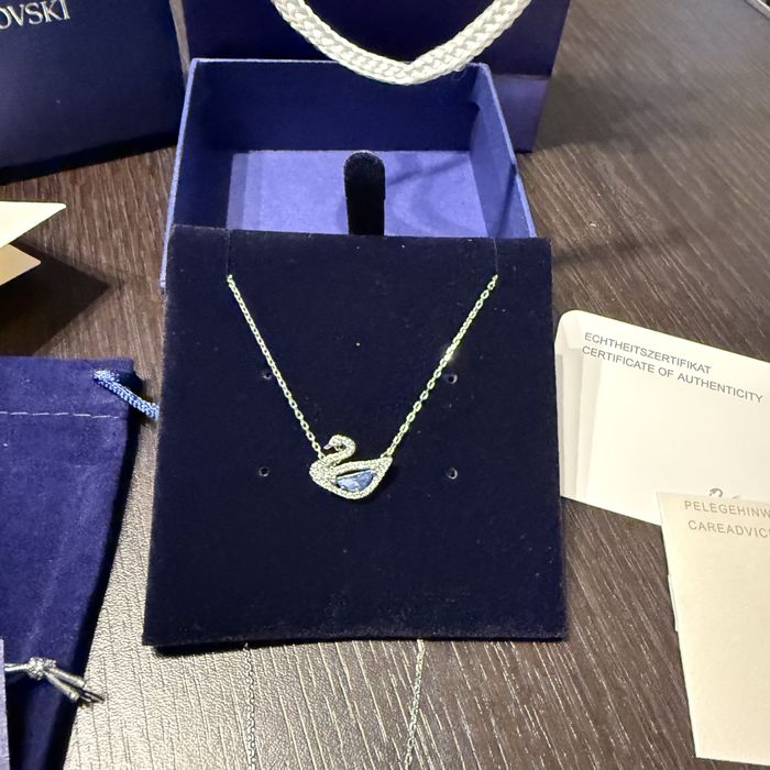 Lantisor Swarovski Model Little Swan Blue