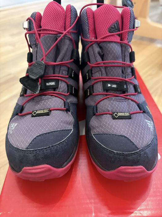 Vand ghete adidas Terrex, Goretex, 34, 120 lei.