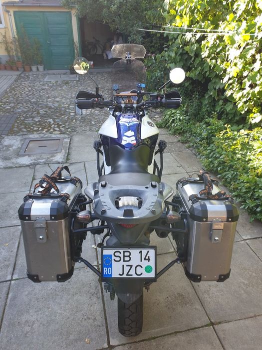 Honda Transalp XL700V