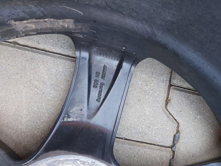 Jante din aliaj Alutec Șharc Racing Schwarz 19 inch