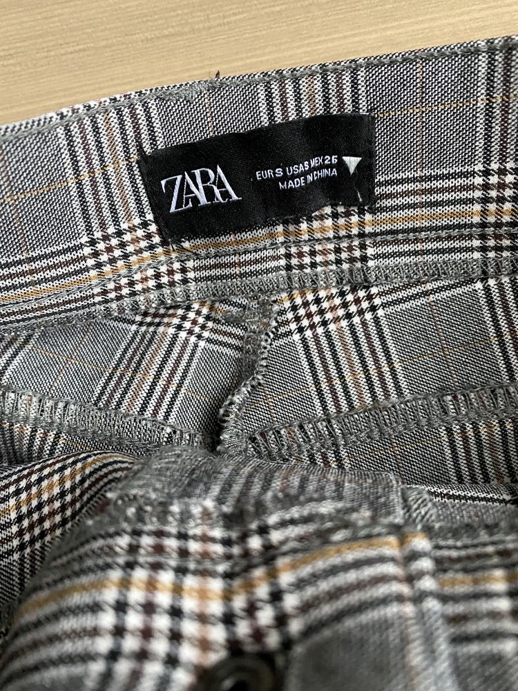 Pantaloni Colanti Zara