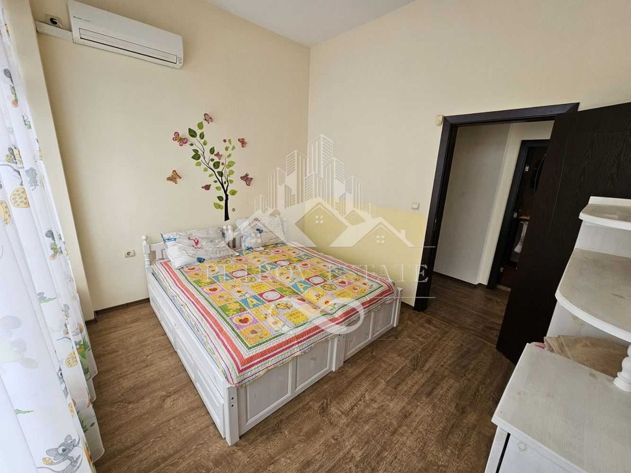 Продава се Тристаен апартамент в Велинград - 107 кв.м за 1414 €/кв.м - Снимка #5