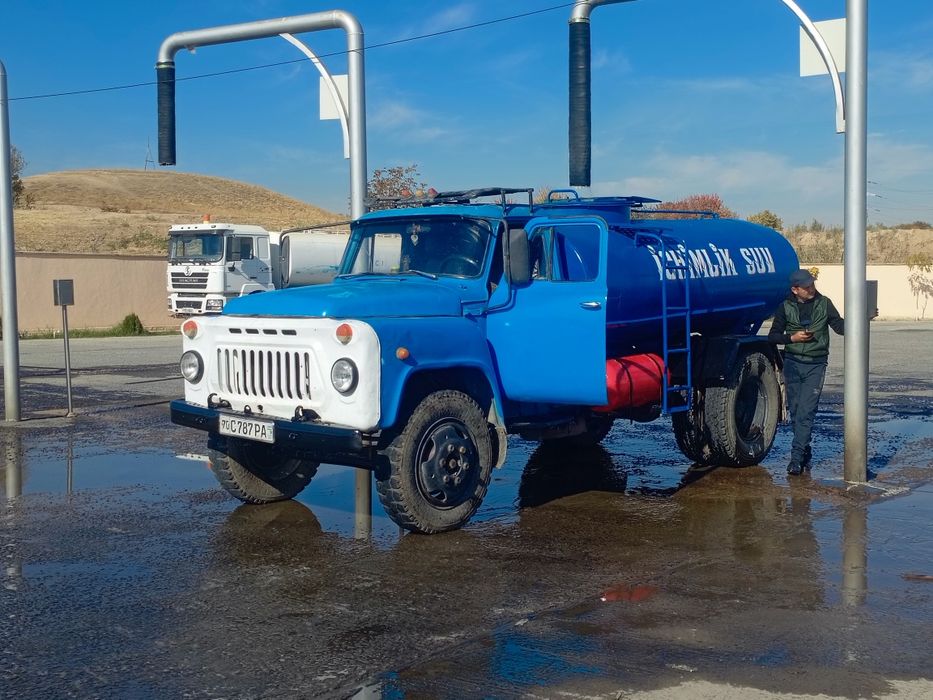 Gaz 53 vodavoz sotiladi