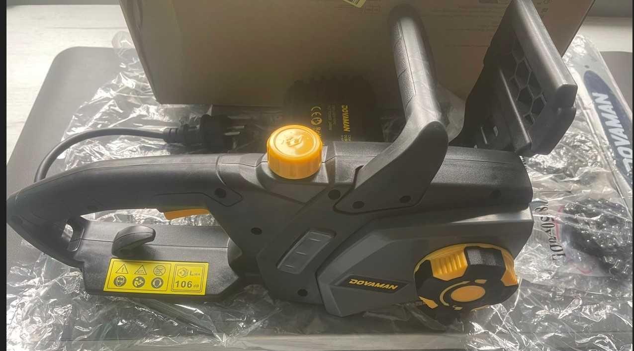 Drujba electrica DOVAMAN 2400W, SDS, bară, lanț 40 cm - 4 bucati stoc