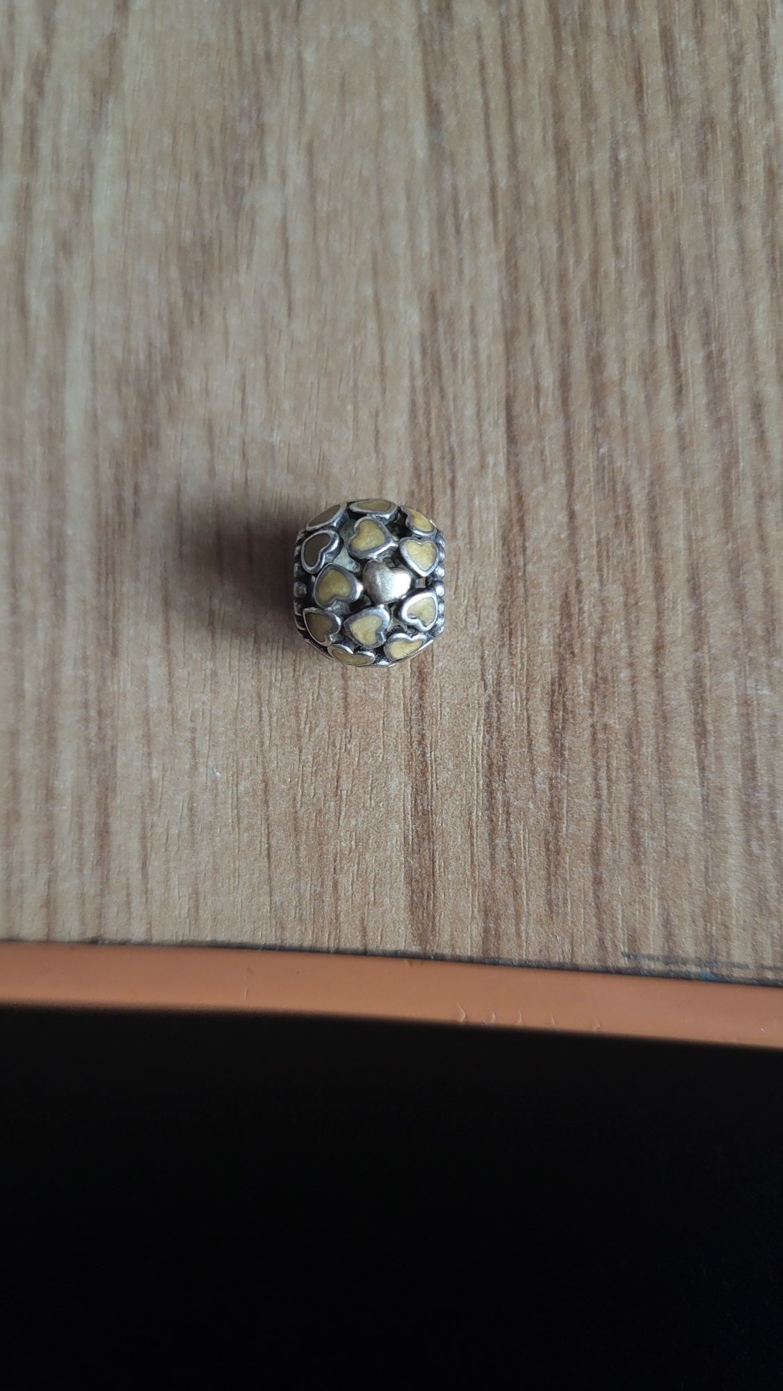 Talisman Pandora original cu inimioare aur