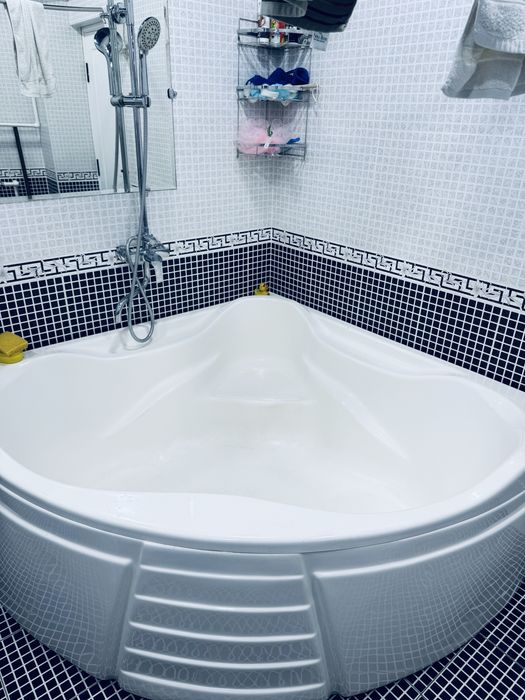 Ванна Акрил размер 170х170